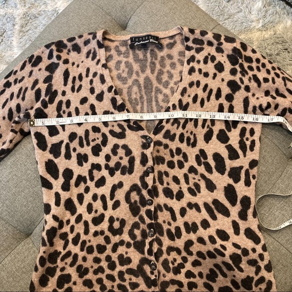 Leopard Print Cashmere Cardigan - Picture 5 of 9